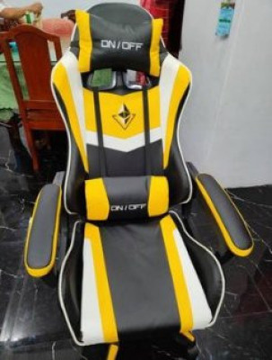 ON OFF GAMING CHAIR WITH FOOTREST