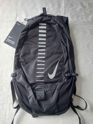 NIKE RUN COMMUTER BP(BLACK)