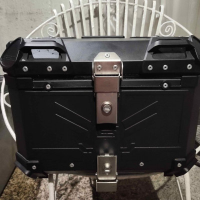 Sec Top Box Black Sparrow