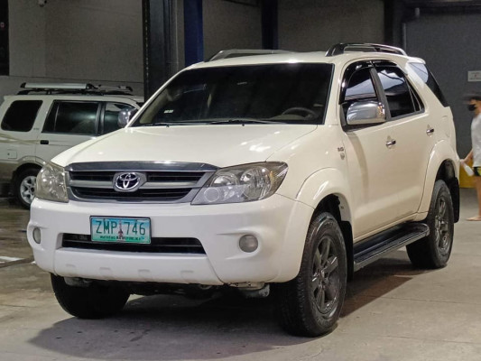 SUPER RUSH 565K ONLY Toyota Fortuner G D4d diesel automatic