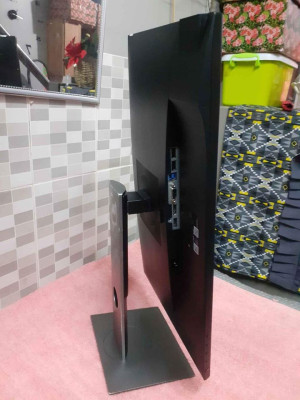 24" IPS FRAMELESS DELL MONITOR DELL P2419H