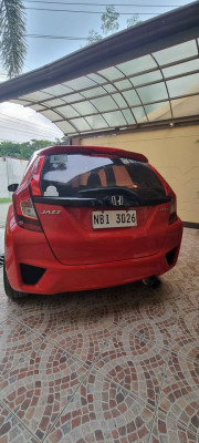 2017 Honda jazz v manual