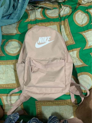 Nike Heritage Backpack (25Liters)