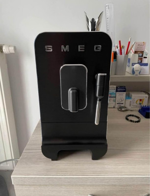 Smeg Automatic Bean Coffee Machine