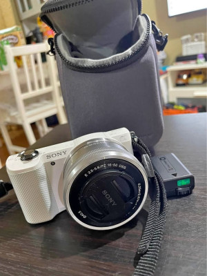 Sony alpha a5000 camera