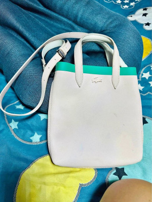 lacoste slingbag