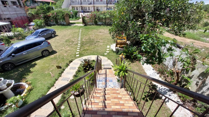 TITLED RESTHOUSE FOR SALE IN AMADEO STEPS AWAY FROM CRISANTO HIGHWAY