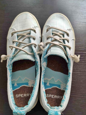 Preloved Sperry Shoes