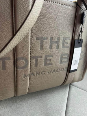 On-hand Marc Jacobs The Tote Bag Cement Gray Medium