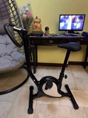STATIONARY BIKE