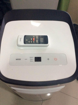 Midea 1hp Portable Aircon