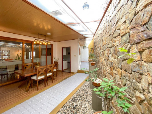 Amazing Stylish House and Lot for Sale near Trinoma, Quezon City.