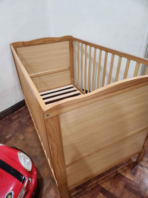 SLIGHTLY USED Dwelling Wooden Crib FOR SALE!