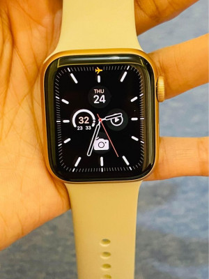 Apple watch SE Gold 40mm