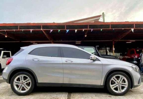 2017 Mercedes Benz GLA Class