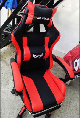 Onhand Gaming Chair with Massager