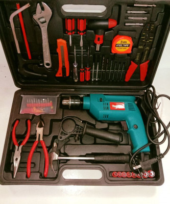 Makita Drill Set