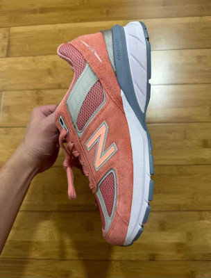 STEAL NEW BALANCE 990 V5