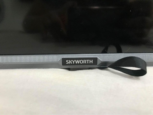 Smart Tv for sale skyworth