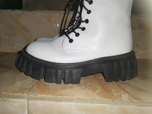 shein white chunky platform boots