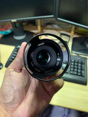 Fujifilm X-A20 Mirrorless Camera with kitlens and Meike 35mm lens f1.7