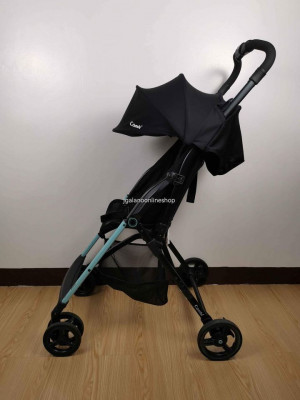 Combi F2 lightweight stroller