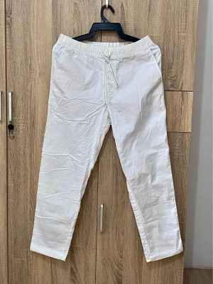 Uniqlo Relaxed Ankle Pants