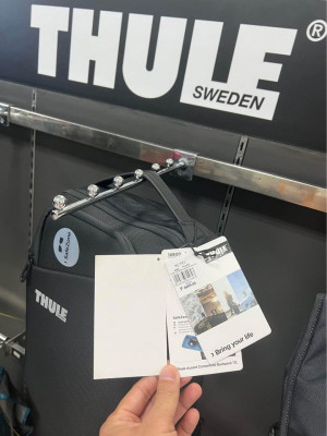 thule laptop bag