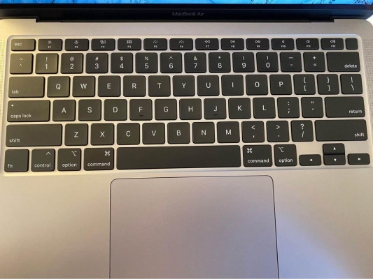 Macbook Air 2020 256GB 8GB RAM