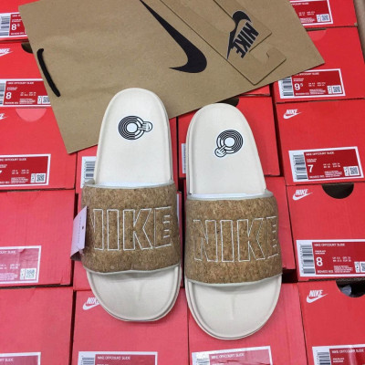 NIKE OFFCOURT SLIDE