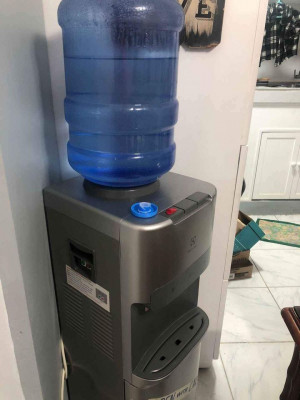 For sale!! Water dispenser Electrolux ang brand