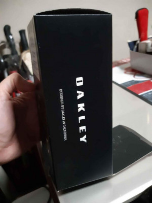 Authentic Oakley Prizm Tungsten Polarized