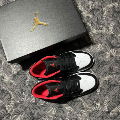 Air Jordan 1 Low GS White Toe Womens