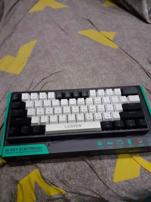 FOR SALE LEAVEN K620 MECHANICAL KEYBOARD