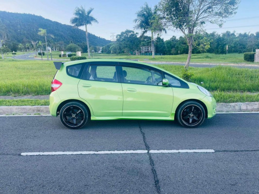 2012 Honda jazz