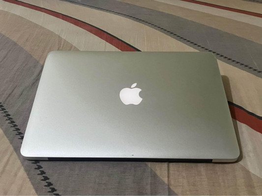 MacBook Pro (Retina, 13-inch, Early 2015)