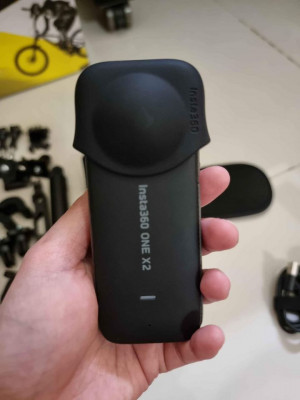 Insta 360 X2