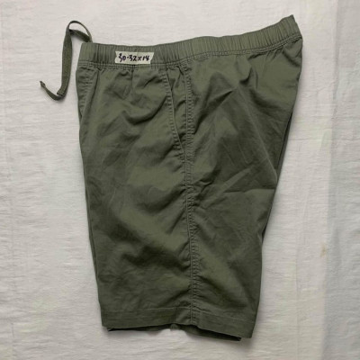 UNIQLO Army green garter short