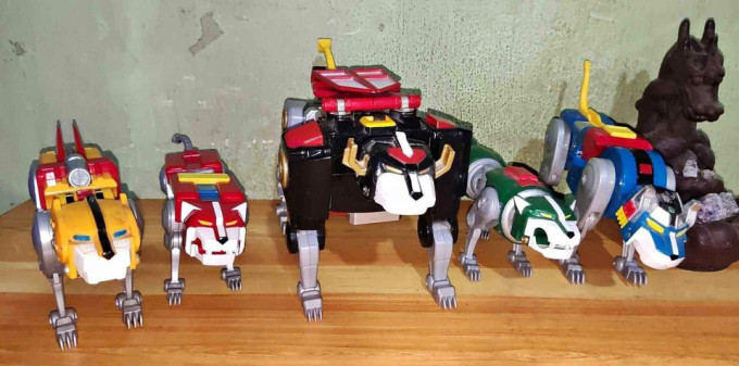 Playmate's 1984 Classic Voltron