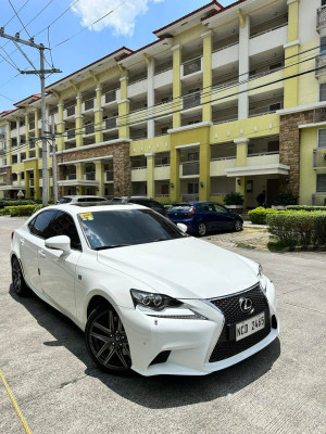 2016 Is 350 F sport edition