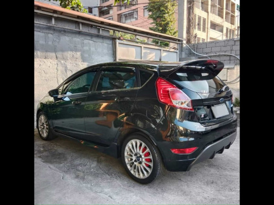 2014 Ford fiesta