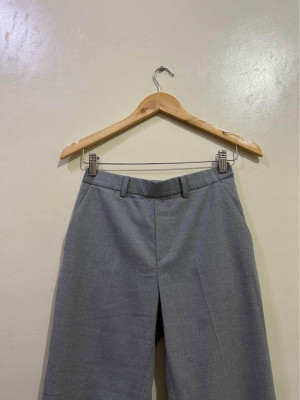 UNIQLO TROUSER PANTS