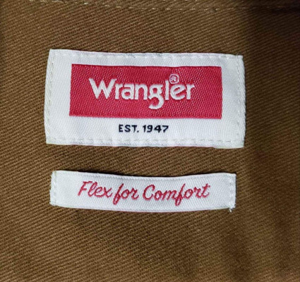 Wrangler Buttoned Brown Longsleeve