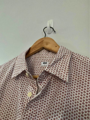 Preloved Uniqlo shortsleeves