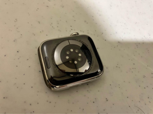 Stainless Steel Silver Apple watch series 6 44mm GPS + Cellular