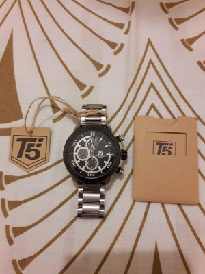 Watch superior T5 water resistant30M