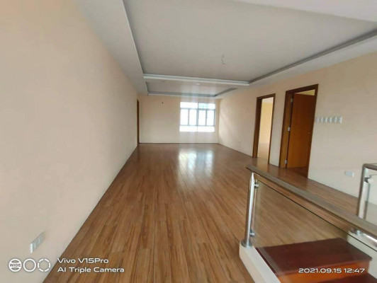 House and Lot For Sale in Commonwealth Quezon City