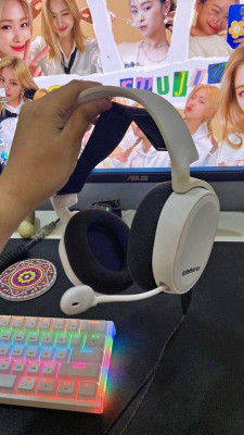 STEELSERIES ARCTIS 3 WHITE WIRED