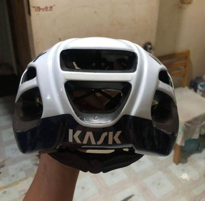 Kask protone