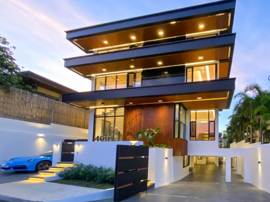 Blackstone Industrial Ayala Alabang House for Sale